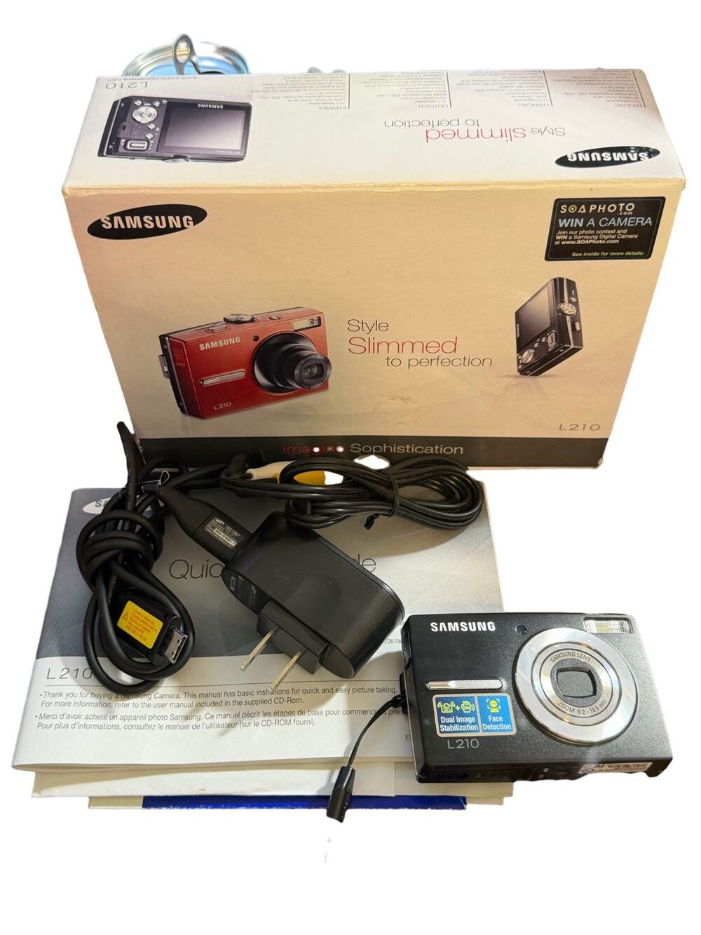 Samsung L210 10.2MP Digital Camera Black with Charger and Cables